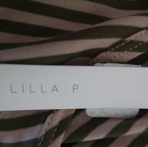 🐝 NWT-Lilla P Ruffle Trim Top - Picture 5 of 5